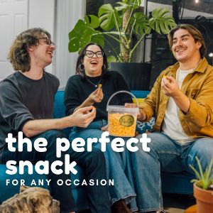 Gourmet Caramel Popcorn – 1.5 lb (24 oz) Container | Handmade Butter Caramel | Pops Corn® Buckets Pops Corn 